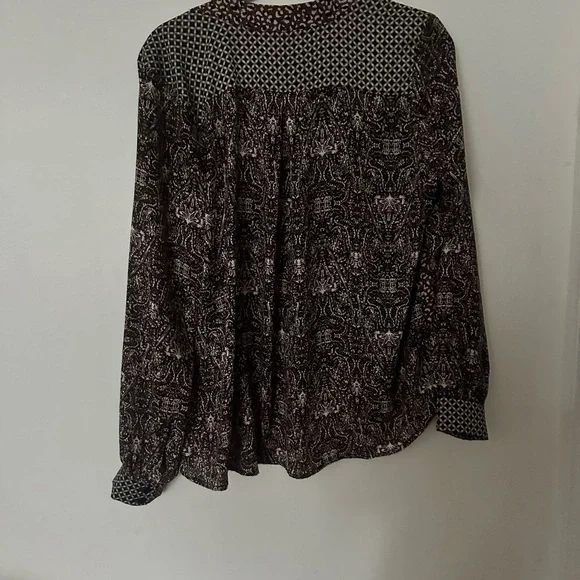 Allison Joy Leopard Print Blouse with Geometric Accents - Picture 4 of 4